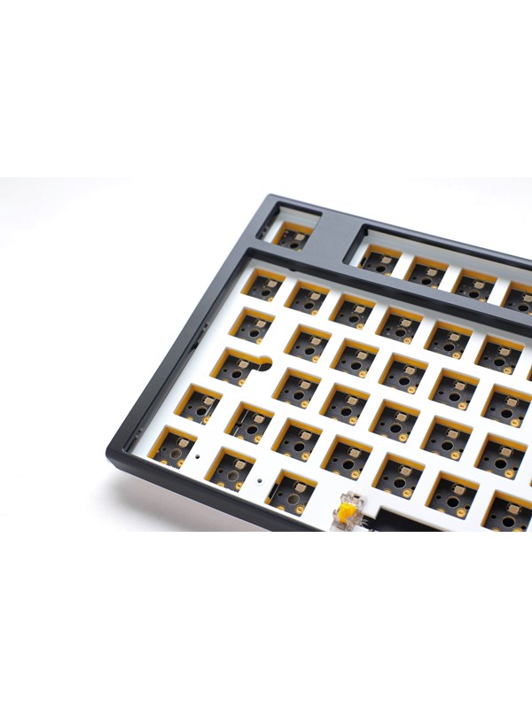Hvid Ducky One Classic Mini Rgb Barebone Iso Switches Keycaps Gaming Tastatur Nordisk - Ducky Gaming  - 4711394385739